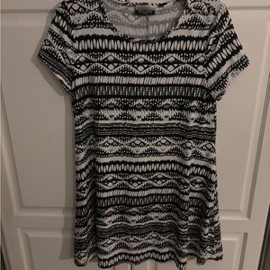 Alison Brittany tunic top or‎ dress. Size petite medium.